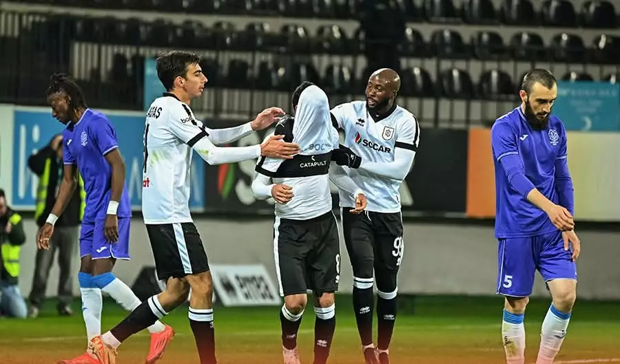 Misli PL: "Neftçi" "Şamaxı"nı məğlub etdi