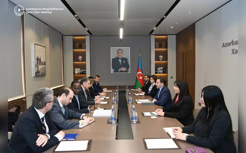 Elnur Məmmədov ABŞ-nin Beynəlxalq Dini Azadlıq Komissiyasının nümayəndə heyəti ilə görüşüb - FOTO