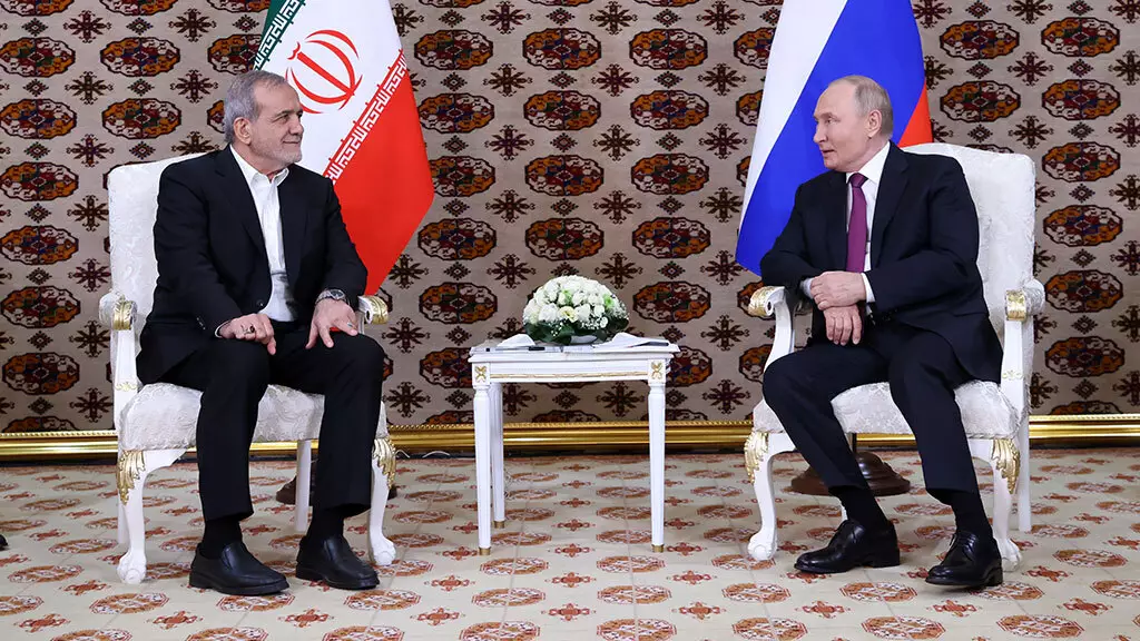 Rusiya və İran prezidentləri regional məsələləri müzakirə ediblər