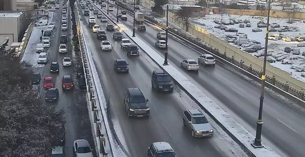 Bakıda hazırda bəzi yollarda sıxlıq müşahidə olunur