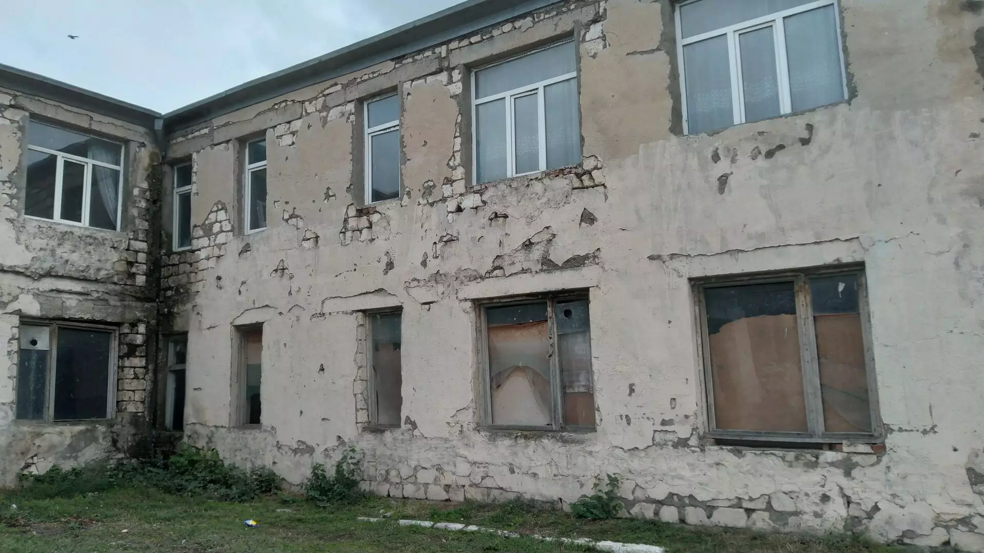 Elm və təhsil naziri qəzalı məktəblərdən danışdı