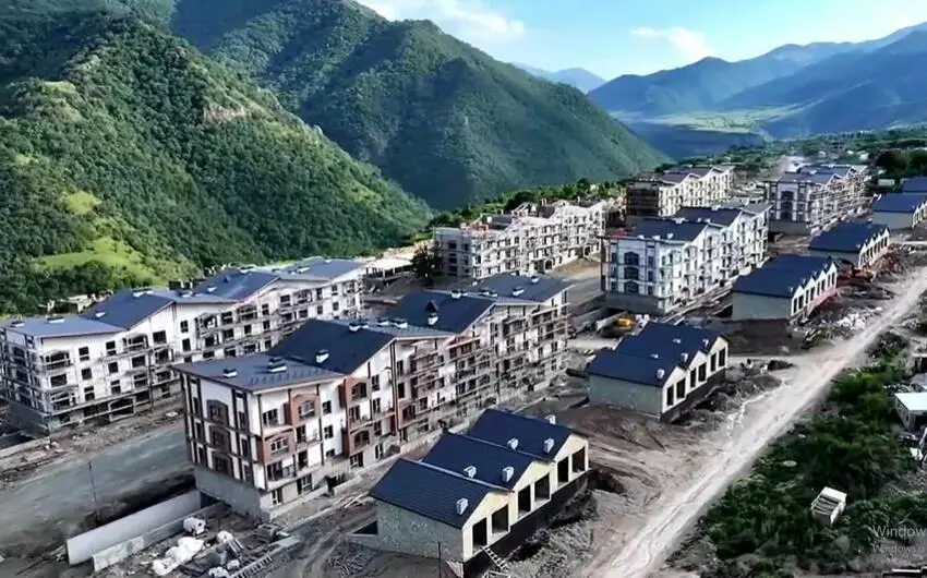 Növbəti köç karvanı Kəlbəcər şəhərinə çatıb, açarlar təqdim edilib - YENİLƏNİB