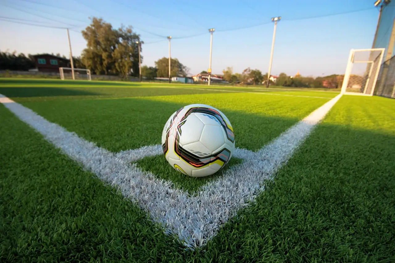 Bakıda futbol meydançasının təmirinə 1,4 milyon ayrıldı