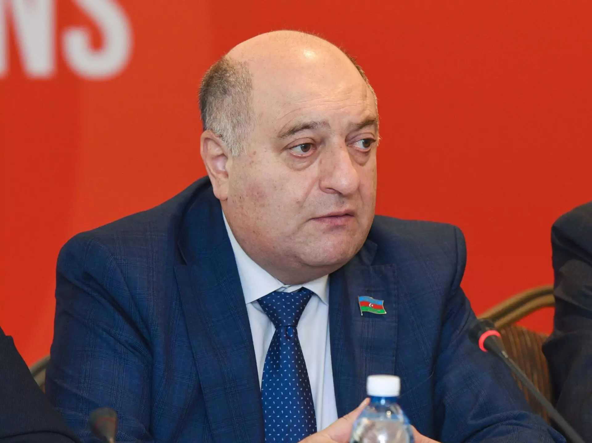 Komitə sədri: İş yerlərinin 74.7 faizi Bakı şəhərinin payına düşür