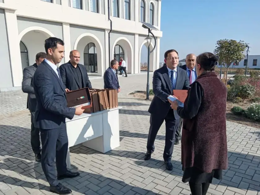 Ağdamın Xıdırlı kəndinə növbəti köç olub - FOTO
