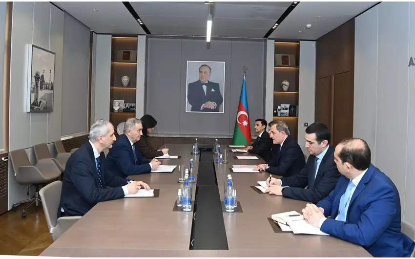 Ceyhun Bayramov QDİƏT-in baş katibi ilə görüşüb - FOTO