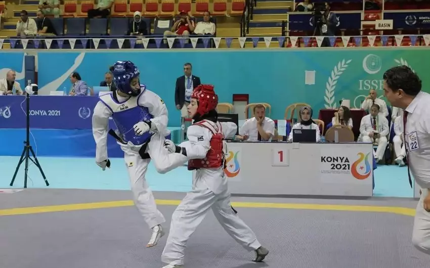 Azərbaycan taekvondoçusu Universiadada bürünc medal qazandı