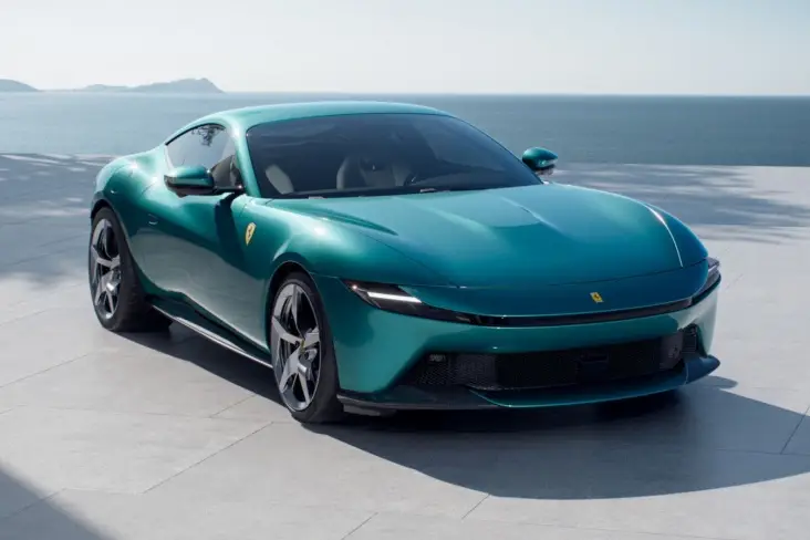 "Ferrari" 640 at gücünə malik yeni "Amalfi" kupesini təqdim etdi – FOTOLAR