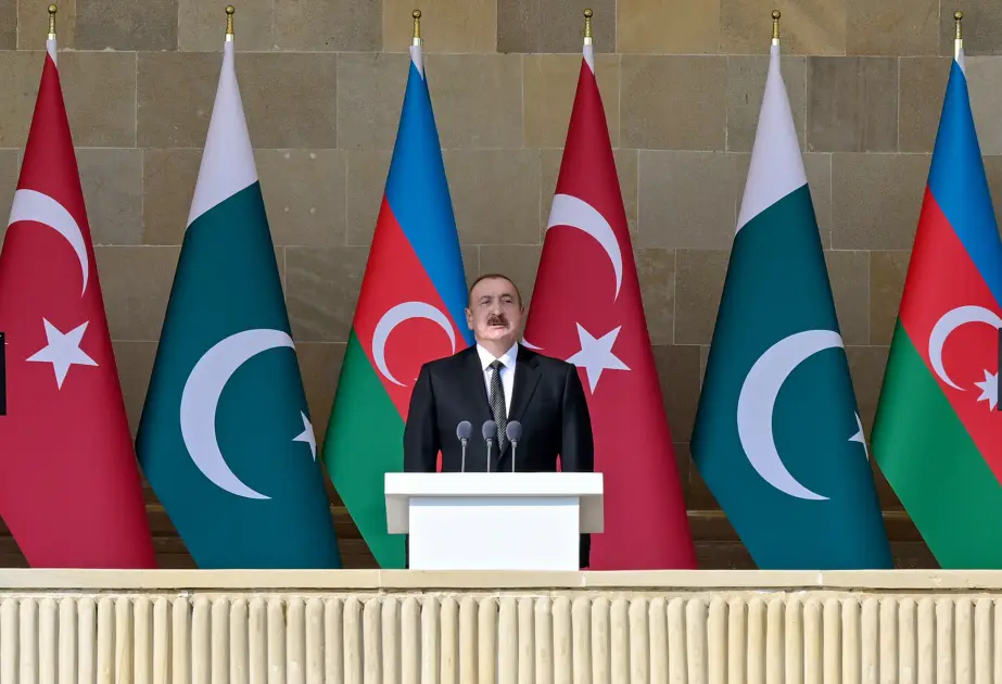 İlham Əliyev Bakıdakı Hərbi paradla bağlı paylaşım edib