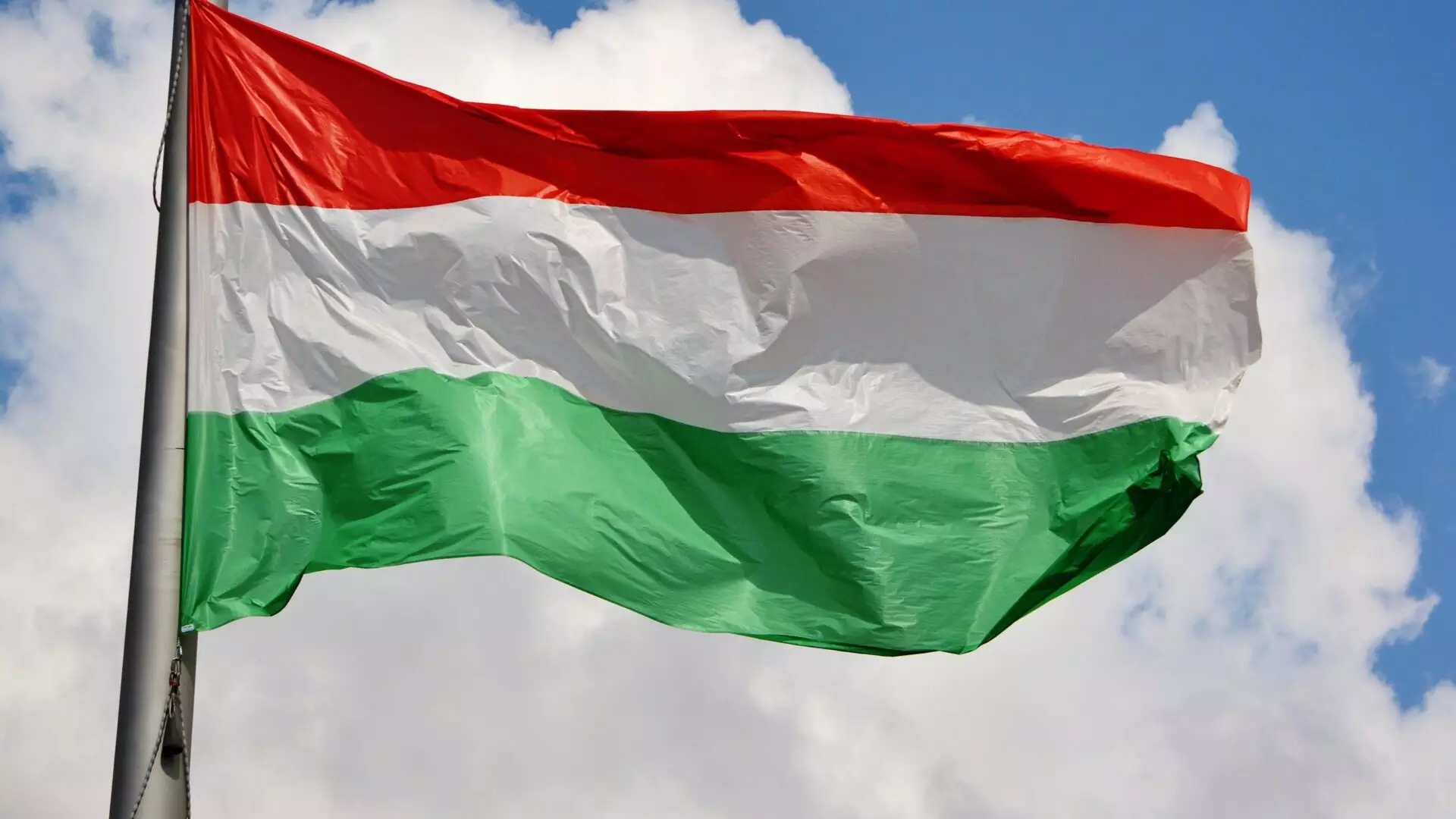 Macarıstan Ukraynaya hərbi yardımı müzakirə etməkdən imtina edib
