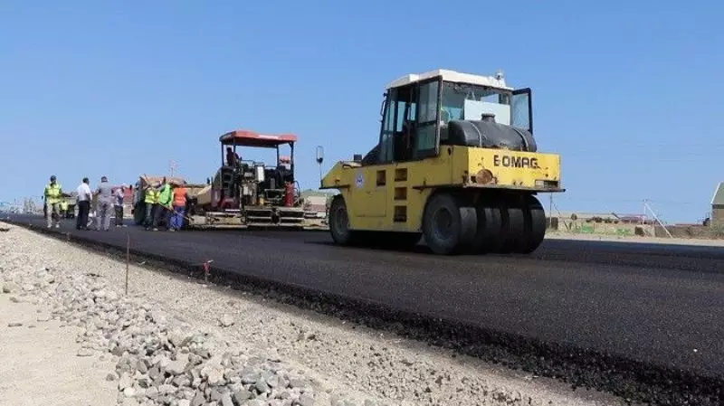 Yol tikintisində 31 min manatlıq dələduzluq - Yaxud 3,3 milyonluq qazanca aldananlar