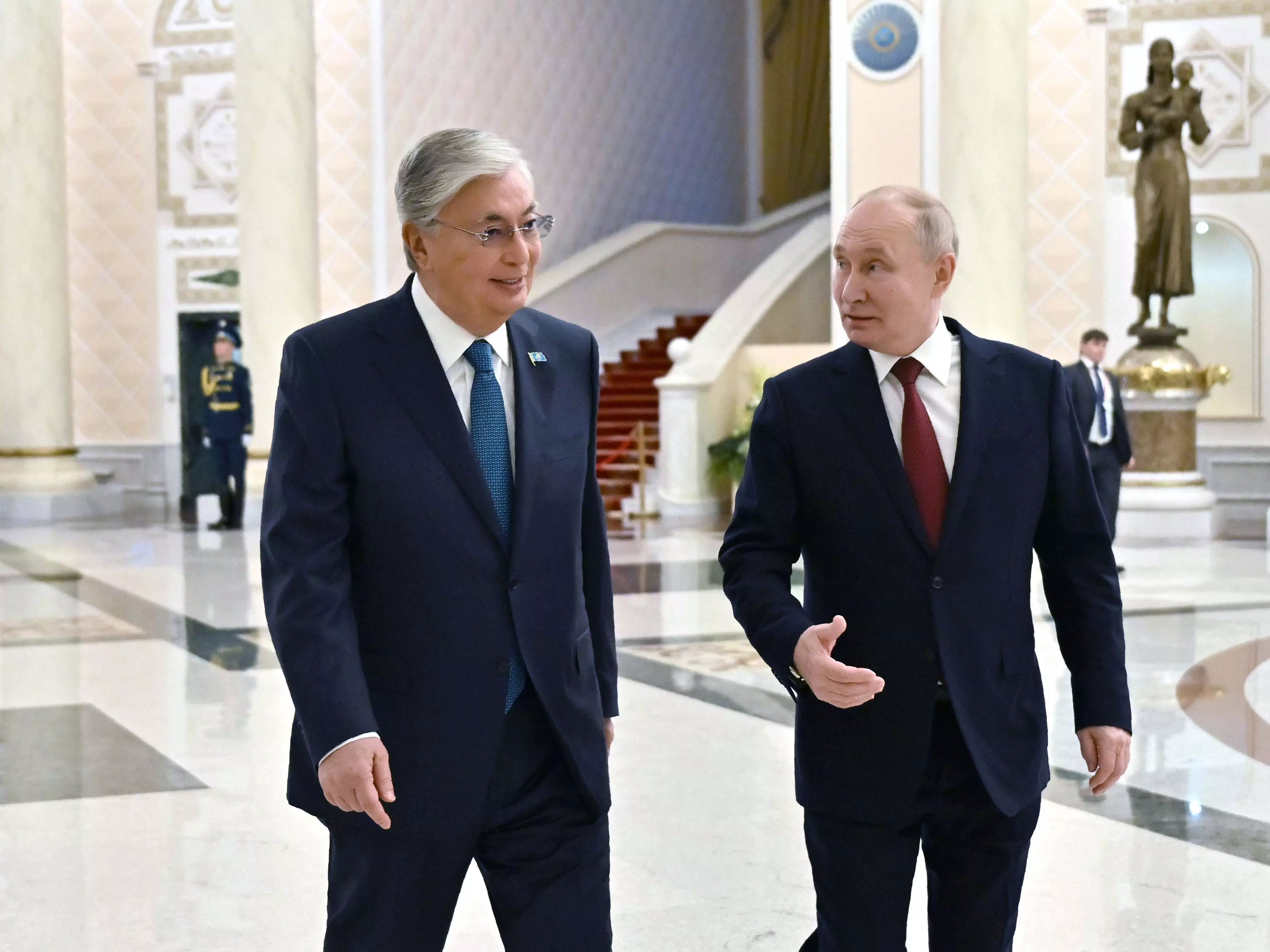Putin Tokayevə zəng edib - Təyyarə qəzasını müzakirə ediblər
