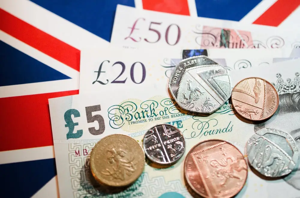Britaniyanın büdcə kəsiri son 5 ilin maksimumuna çatdı