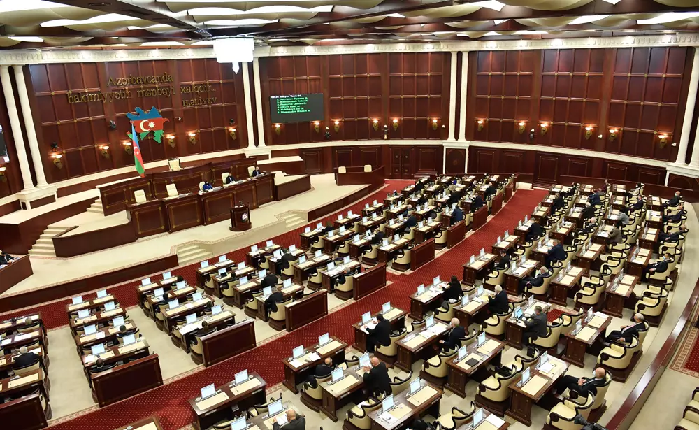 Milli Məclisin növbədənkənar xüsusi sessiyası çağırılıb 