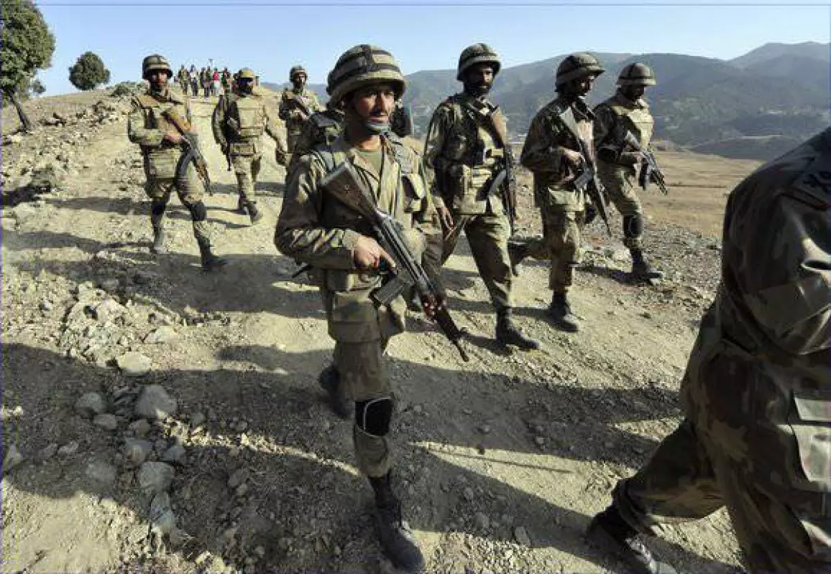 Əfqanıstan və Pakistan əsgərləri arasında toqquşma: 24 nəfər həlak oldu