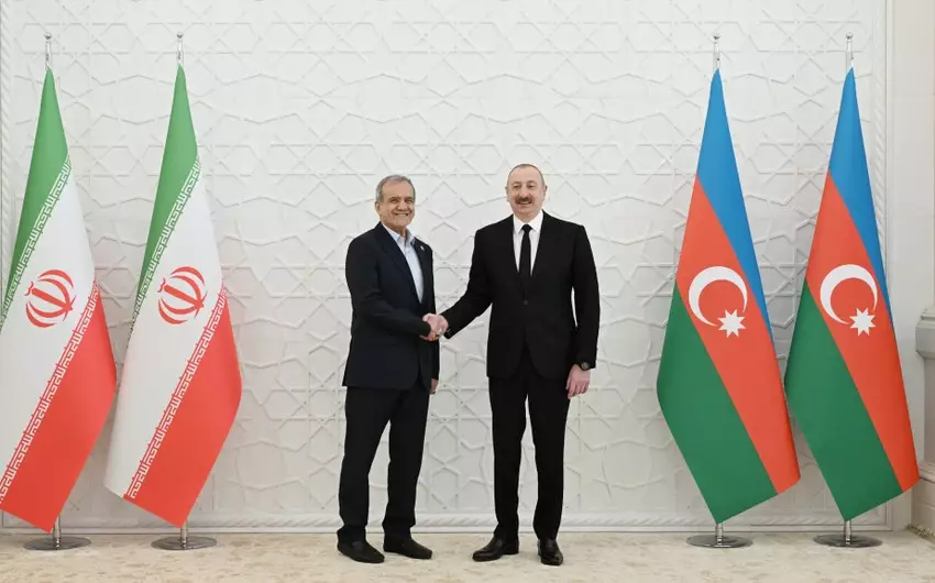 Azərbaycan və İran prezidentləri arasında telefon danışığı olub
