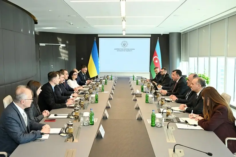 Azərbaycan Ukrayna ilə səhiyyə sənayesi sahəsində əməkdaşlığı müzakirə edib