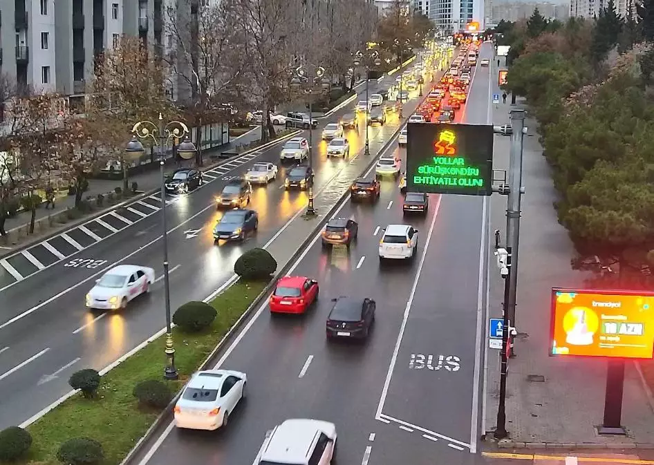 Bakıda hazırda sıxlıq müşahidə olunan yollar açıqlanıb