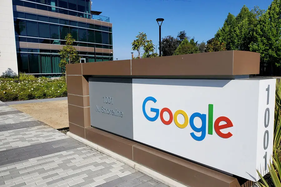 Google rəqabətə zidd fəaliyyətinə görə 2,95 milyard avro cərimələndi