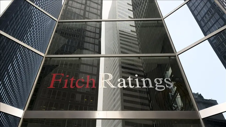 "Fitch" Fransanın reytinqini aşağı salıb