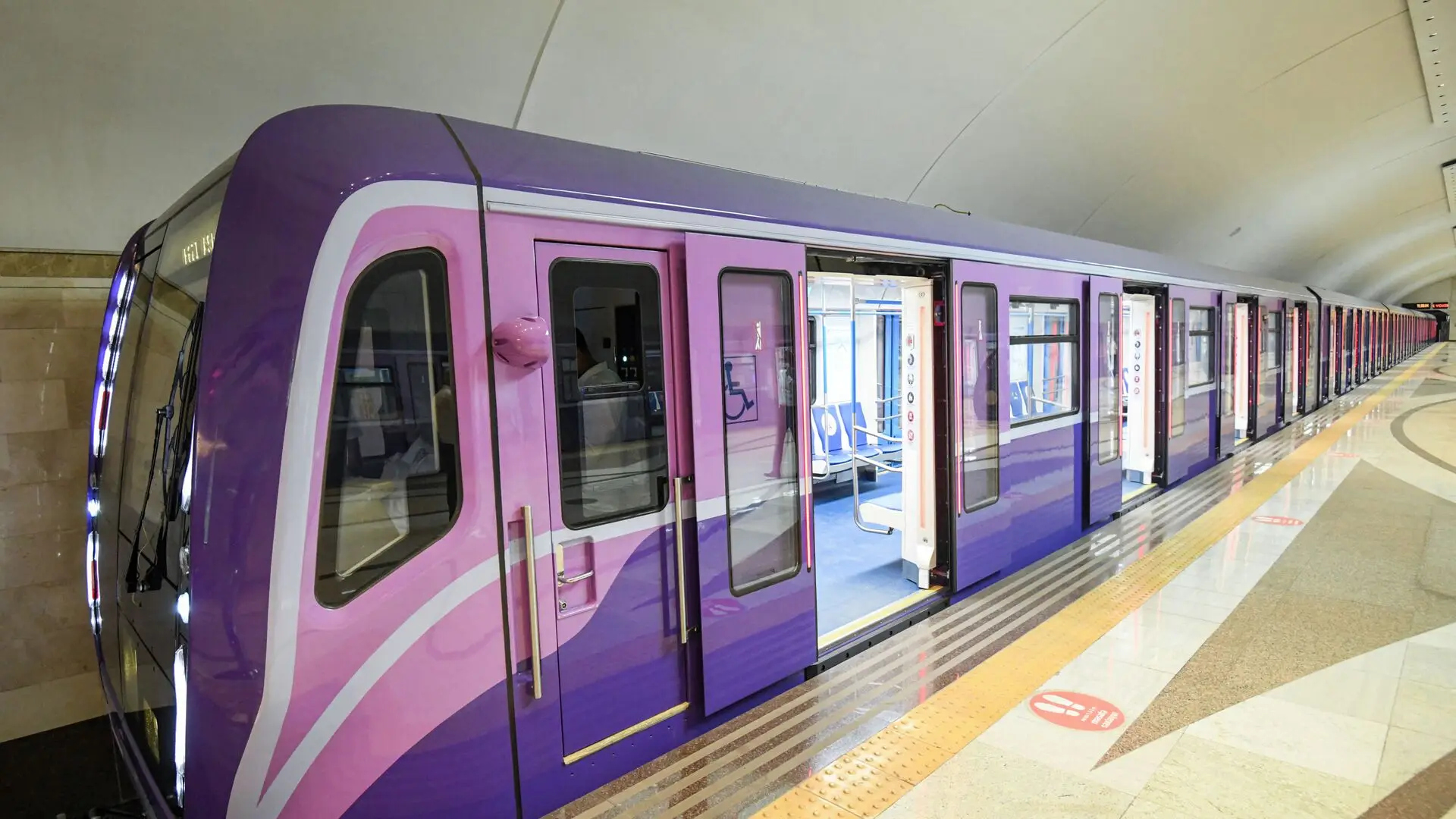 Bakı metrosunun gəlirləri 23%-ə yaxın artıb