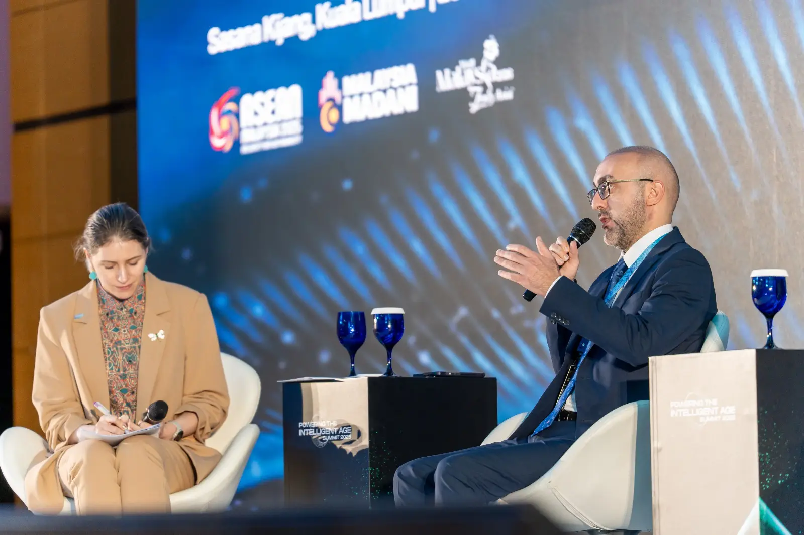 4SİM-in nümayəndə heyəti Malayziyada Dünya İqtisadi Forumunun regional tədbirində iştirak edib - FOTO
