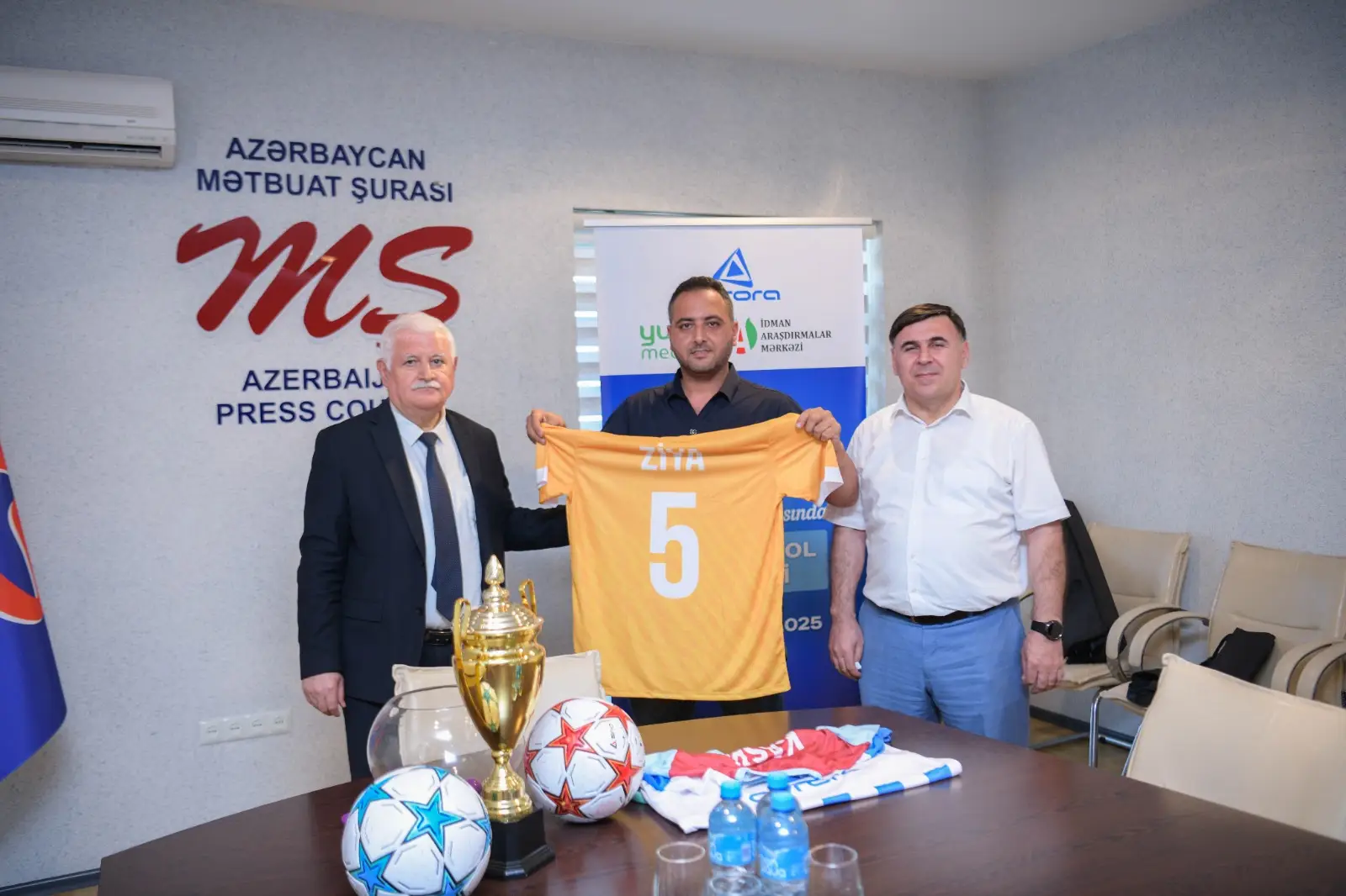 Şamaxıda keçiriləcək "Milli Mətbuat – 150" minifutbol turnirinin Mətbuat Şurasında təqdimatı baş tutub - FOTO
