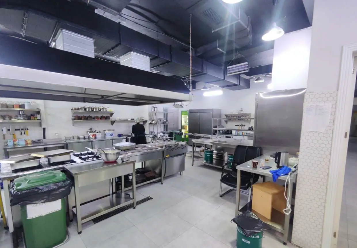 “Tut” restoranında məhsul nümunəsində uyğunsuzluq aşkarlanıb - FOTO