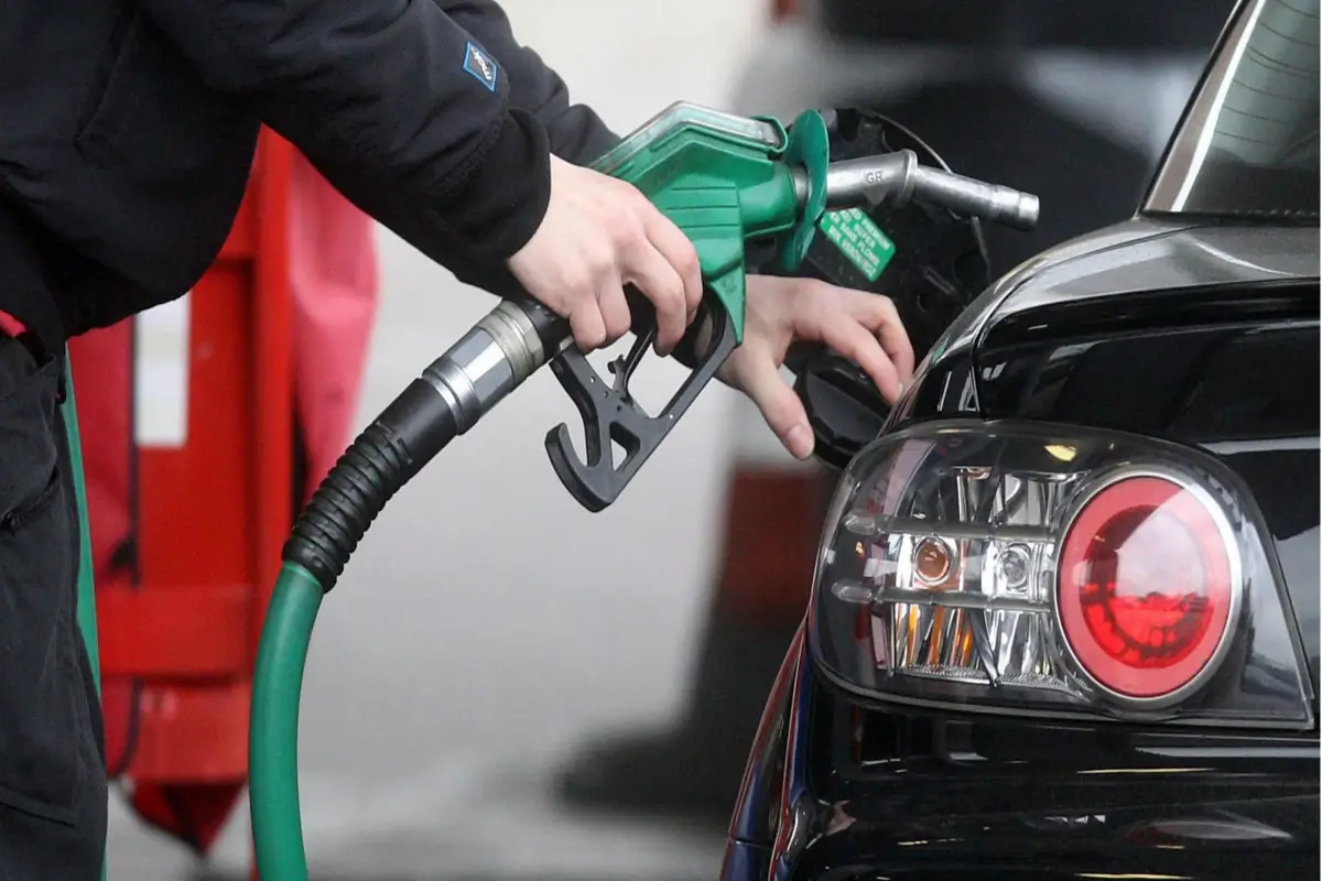 Benzin, dizel və maye qaza görə yol vergisi 3,5 dəfə artırılır