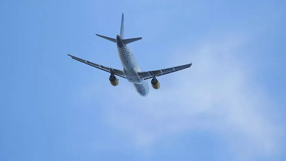 Moskvaya uçuşların dayandırılmasının müddəti uzadıldı