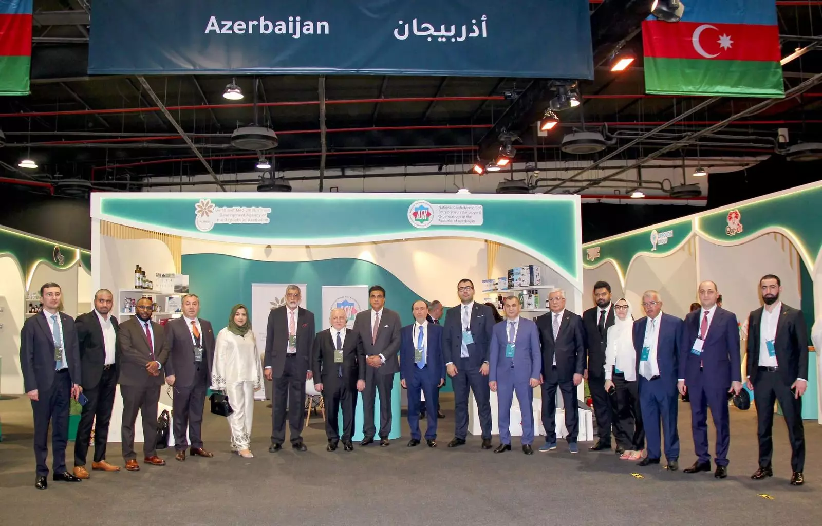 Azərbaycan pavilyonu “2-ci Məkkə Halal Forumu”nda böyük maraqla qarşılandı - FOTO