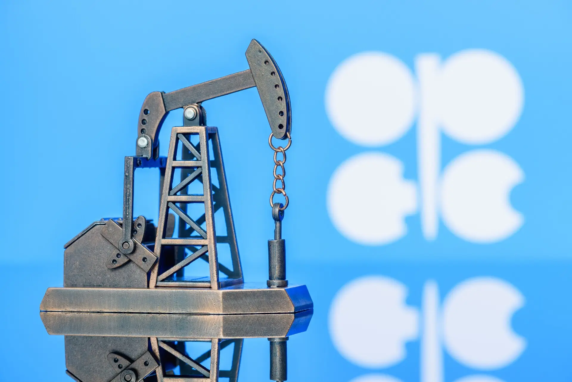 Heysəm əl-Qais: Artan neft tələbi "OPEC+"a hasilatı artırmağa imkan verir