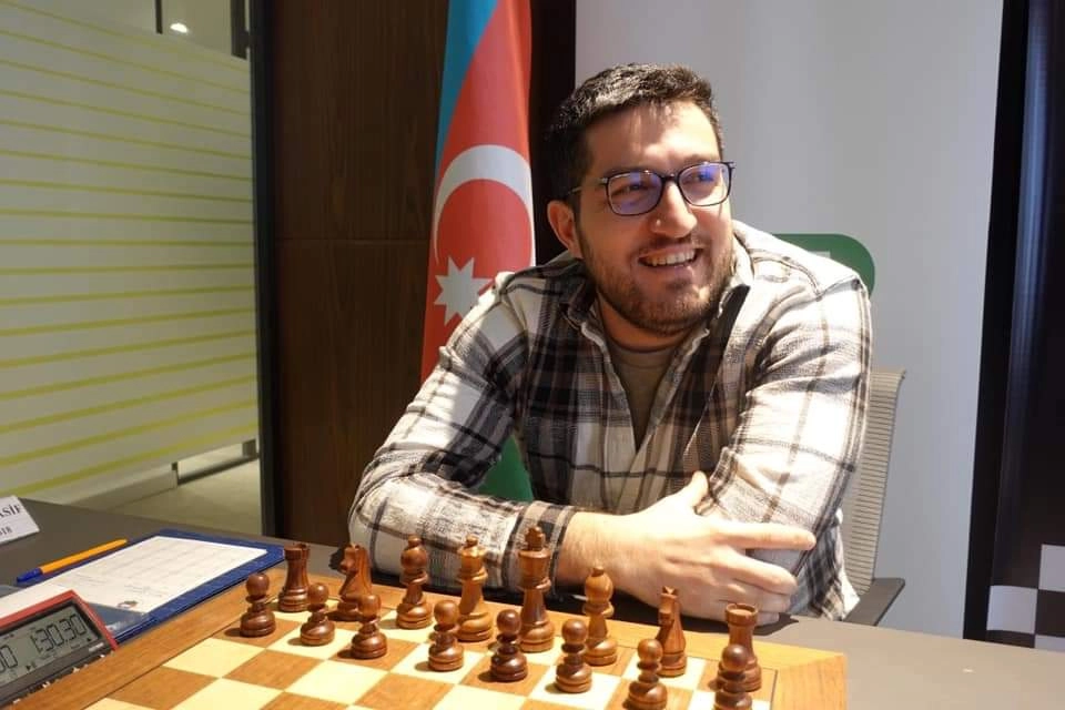 Vasif Durarbəyli yarımfinala vəsiqə qazanıb