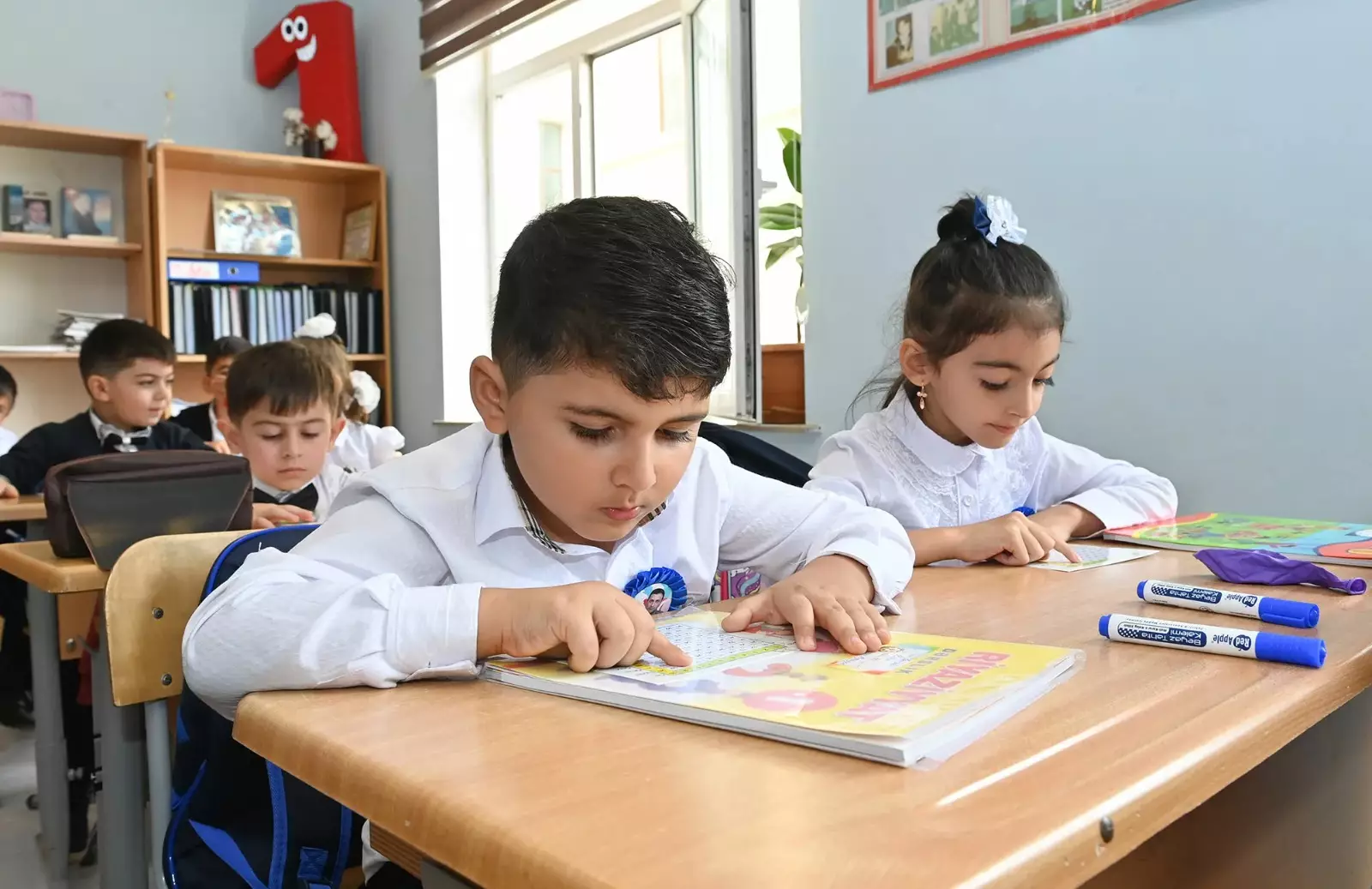 Mayın 30-dan şagirdlərin yerdəyişməsi müvəqqəti dayandırılır