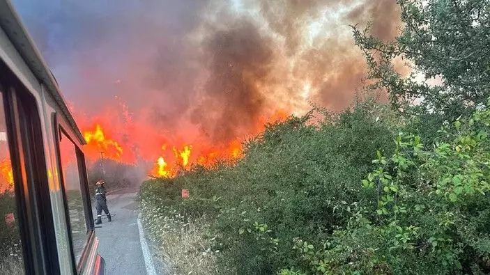 İtaliyada uçuşlar dayandırıldı 