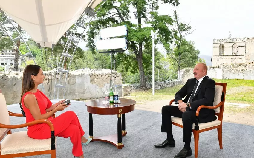 "Ermənilərə görə bizə qarşı döyüşməyə hazır olan kimsə varmı? Mən buna şübhə edirəm"