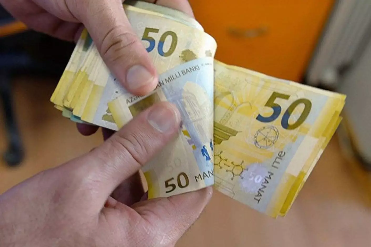 Azərbaycan banklarına qoyulan depozitlərin məbləği 10%-dən çox artıb