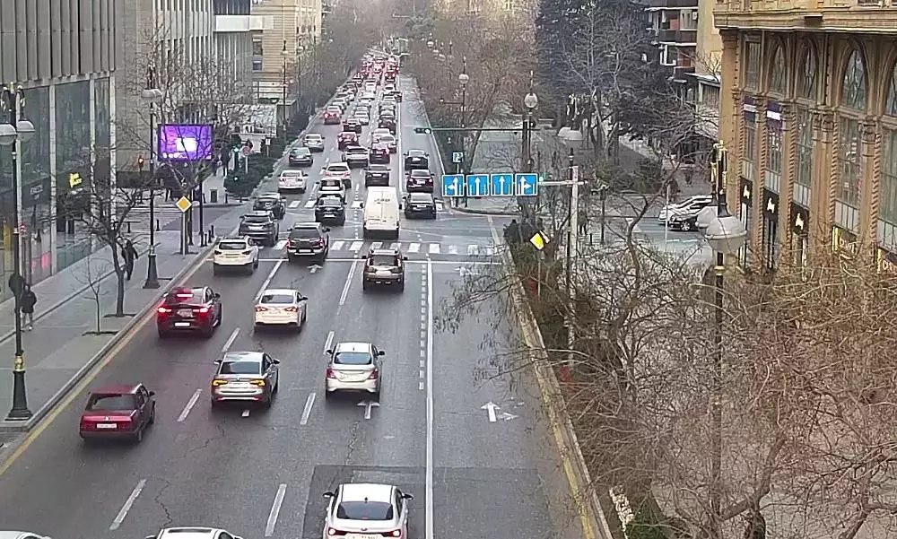 Bakıda hazırda bəzi yollarda sıxlıq müşahidə olunur