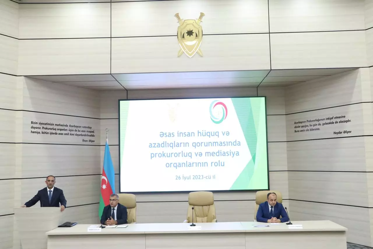 Baş Prokurorluq və Mediasiya Şurası konfrans keçirib