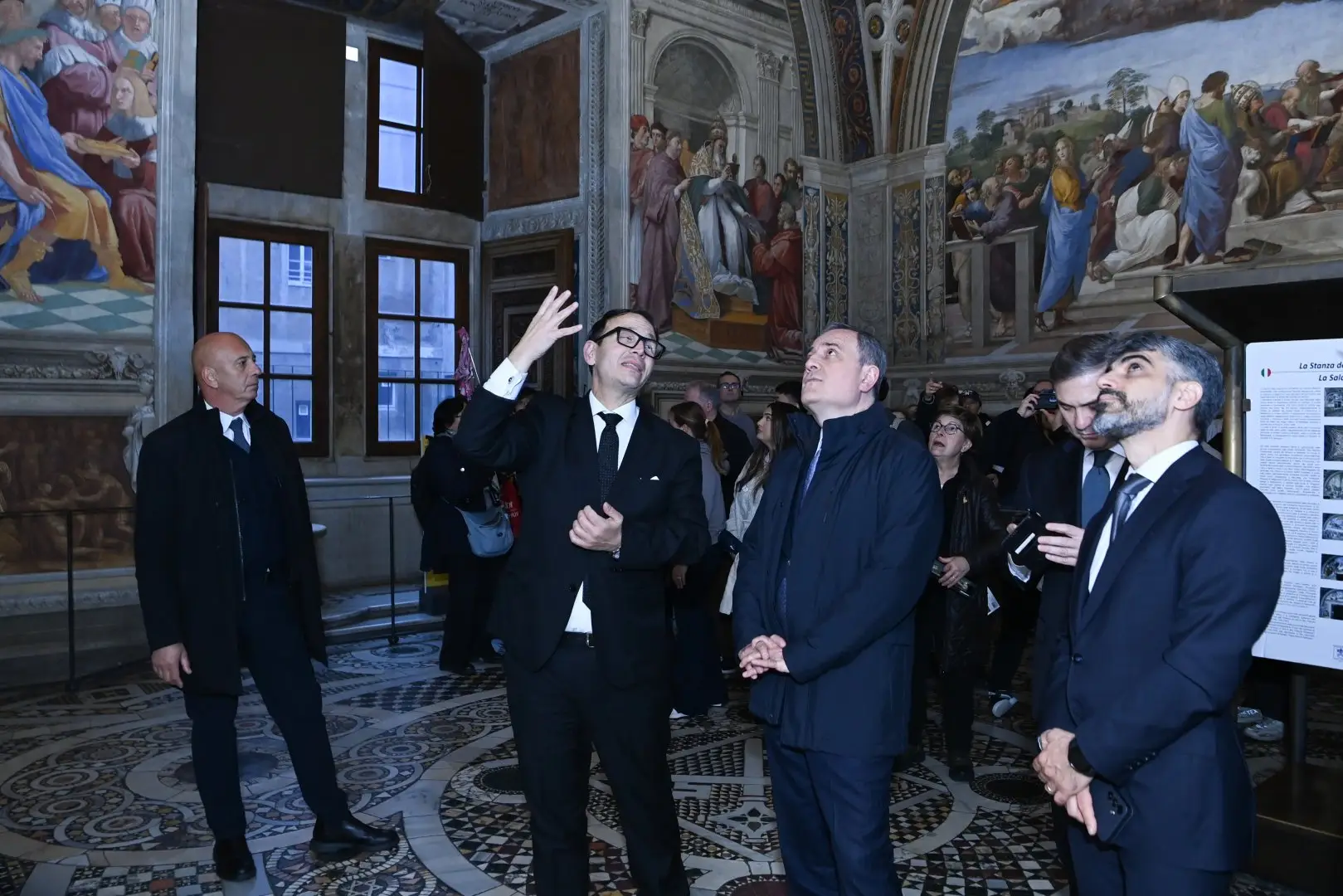 Ceyhun Bayramov Müqəddəs Pyotr Bazilikası ilə tanış olub - FOTO
