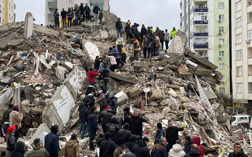 Türkiyədə zəlzələ nəticəsində 120 polis ölüb