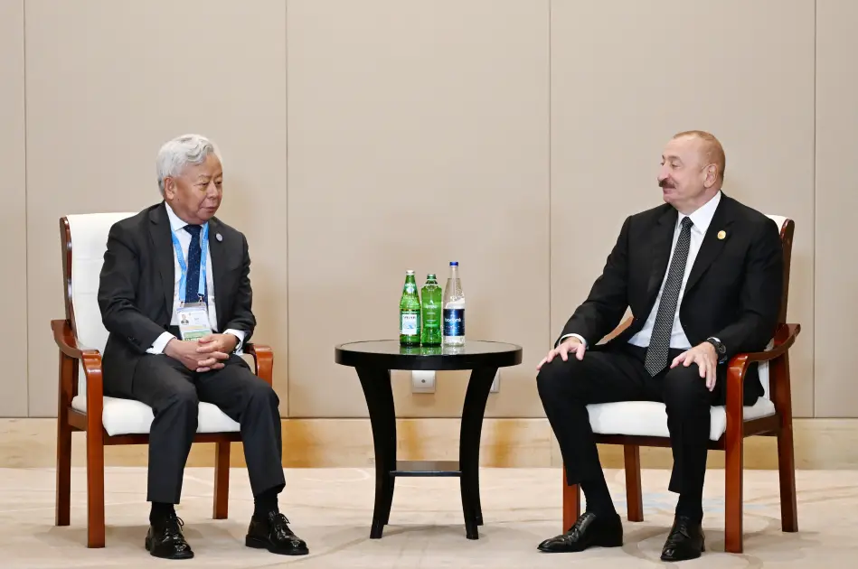 İlham Əliyev Tiencində Asiya İnfrastruktur İnvestisiya Bankının prezidenti ilə görüşüb - FOTO