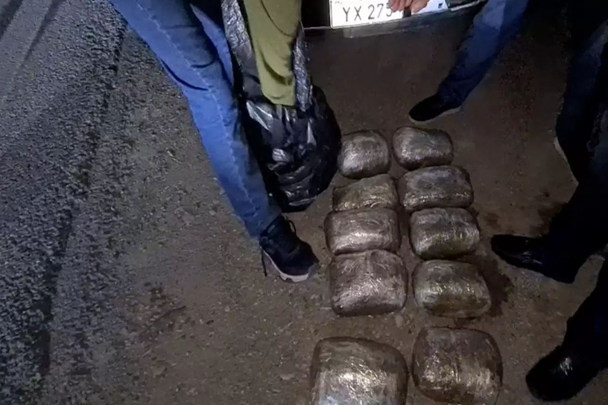 Qaradağda narkotiklə bağlı 10 nəfər tutulub - FOTO/VİDEO