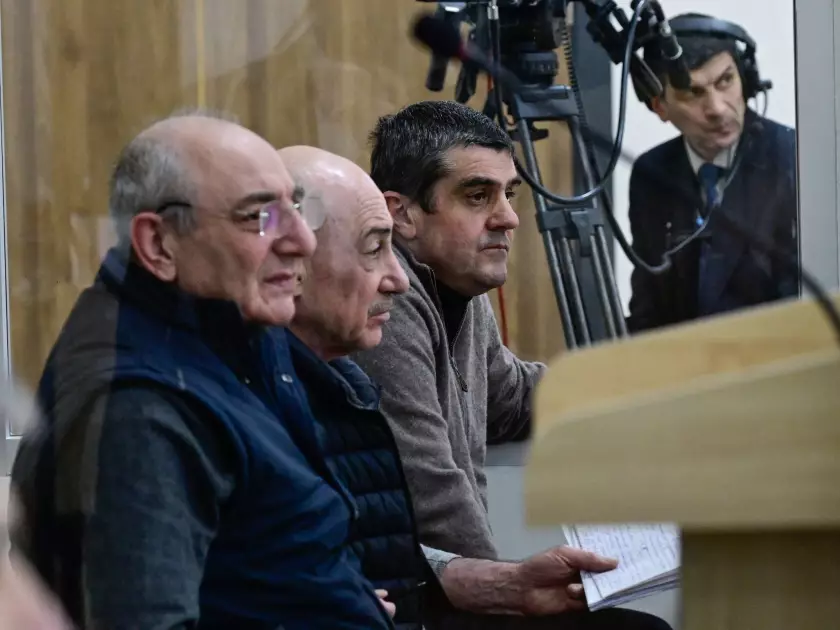 Azərbaycan xalqına qarşı çoxsaylı cinayətlərin törədilməsində təqsirləndirilən şəxslərin məhkəməsi davam etdirilir