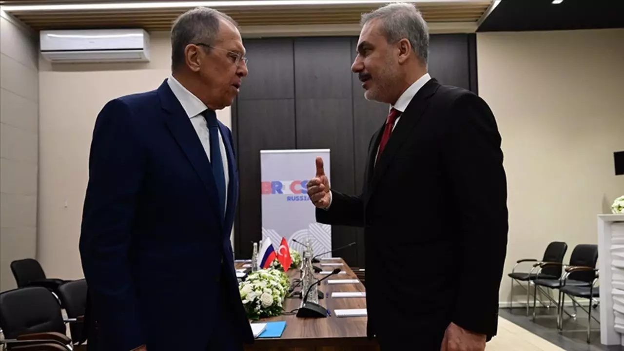 Fidan Lavrovla Suriyanı müzakirə edib