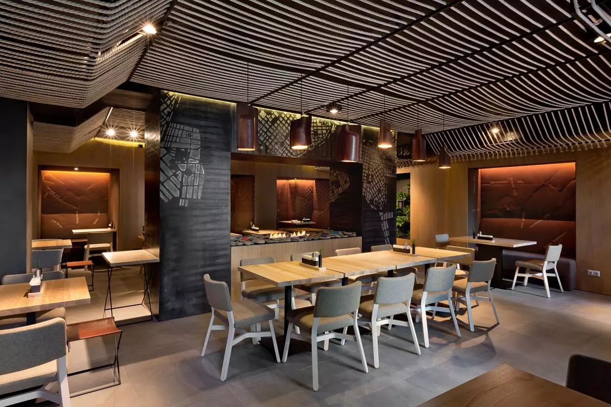 Ölən restoran işçisinə görə cinayət işi başladı
