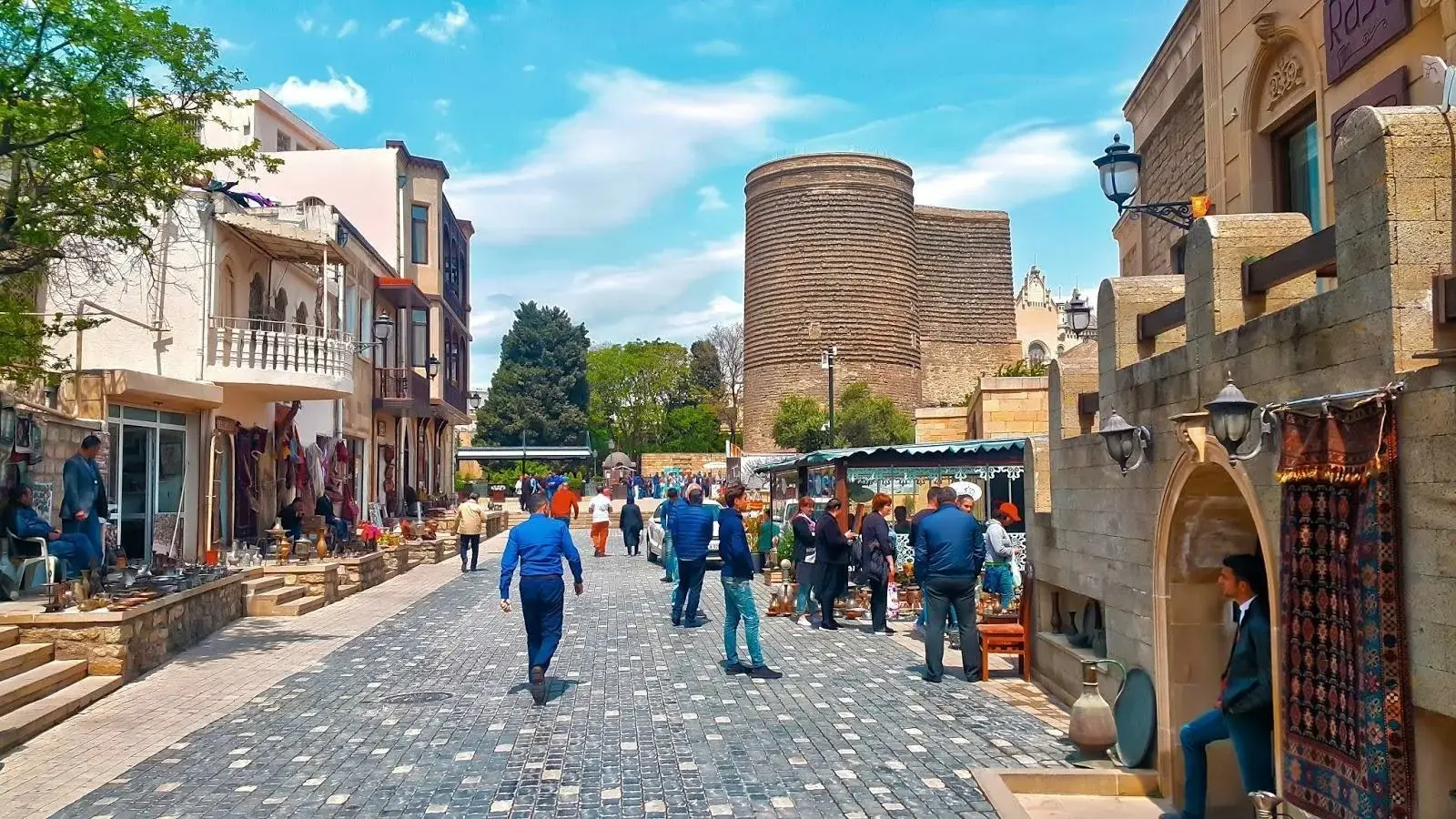 Azərbaycan əhalisinin sayı açıqlanıb