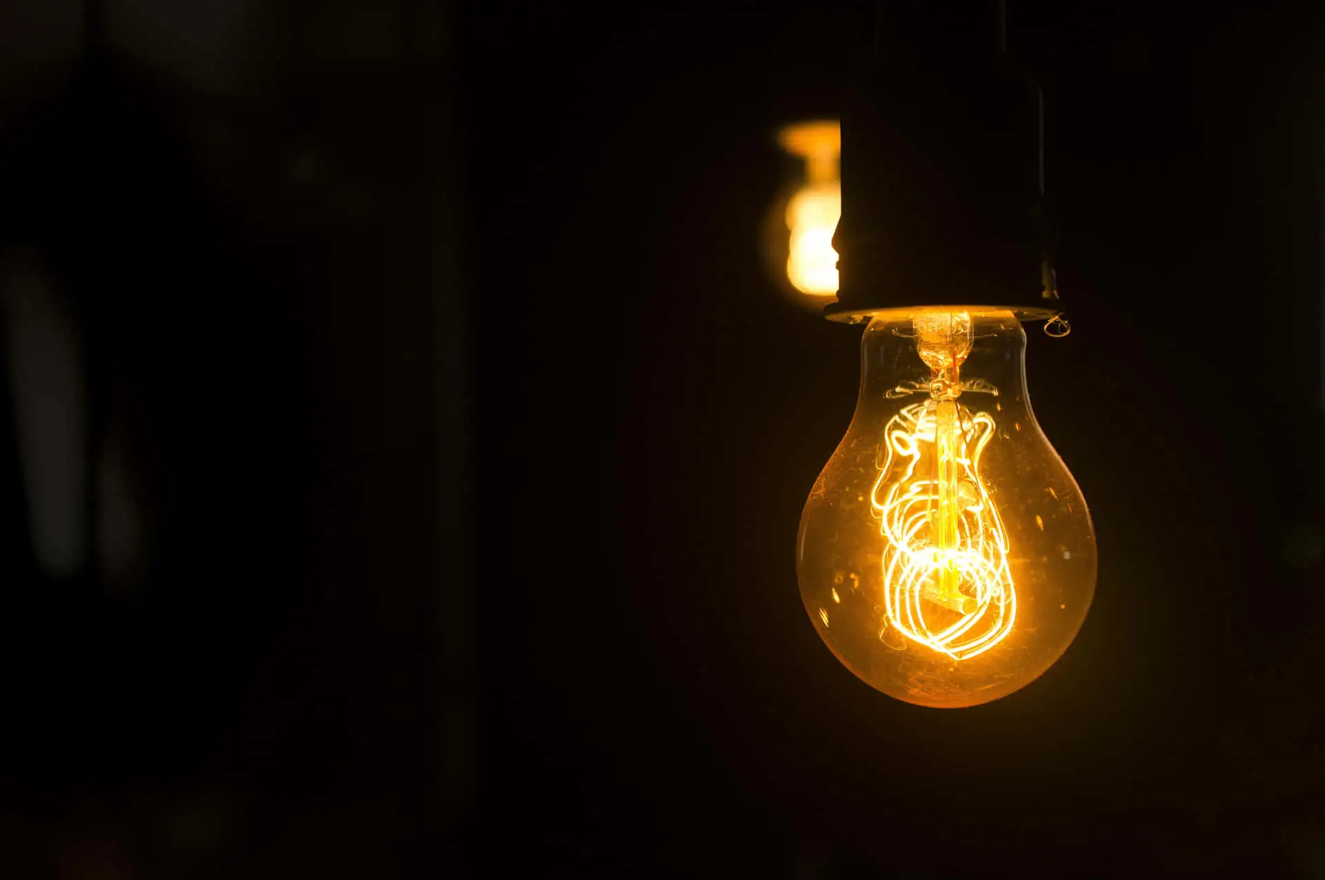 Elektrik enerjisi istehlakçılarına aylıq sabit tarif tətbiq olunacaq