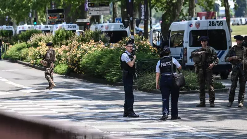 Fransada bıçaqlı hücumda terror sübutunun olmadığı açıqlanıb