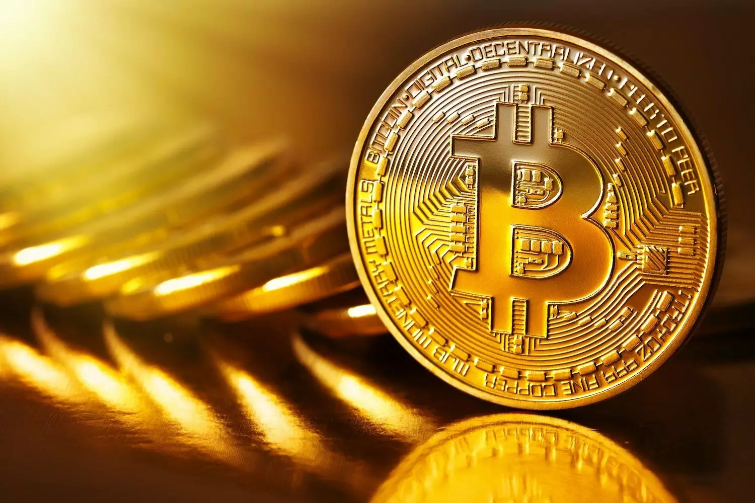 "Bitcoin" 28 min dolları keçdi